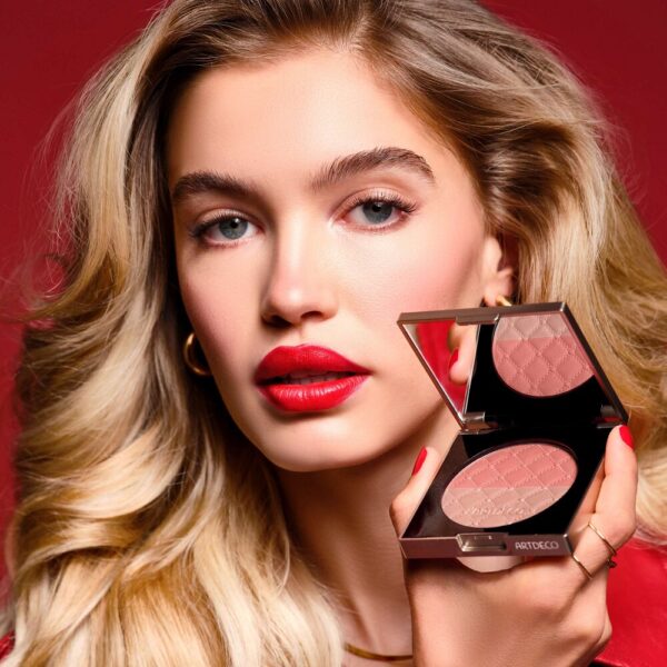 Blush Couture - Rojo icónico de edición limitada
